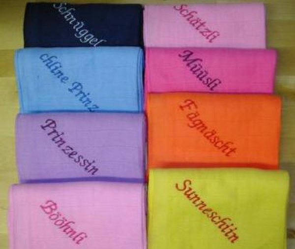 Nuscheli 60x60 Schriftzug diverse